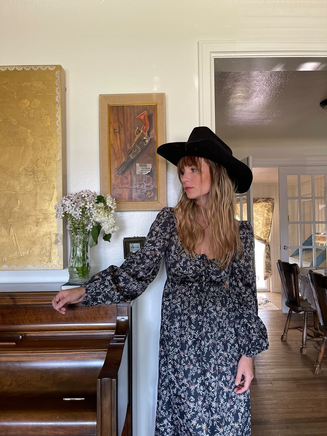 Framed flower open long dress (Black) Framed flower open long dress (Black)